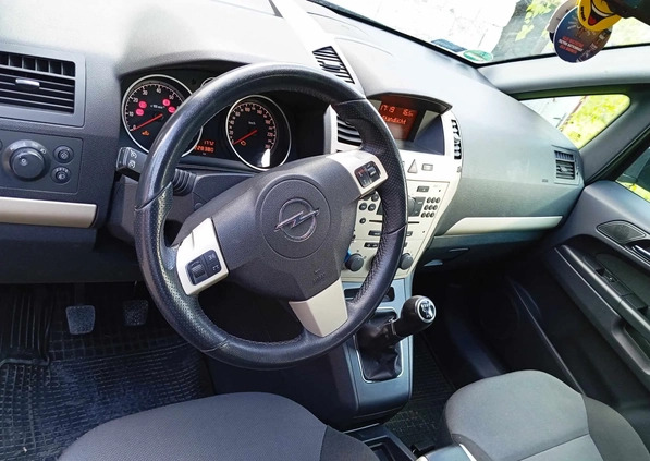 Opel Zafira cena 15200 przebieg: 229000, rok produkcji 2008 z Sławków małe 16